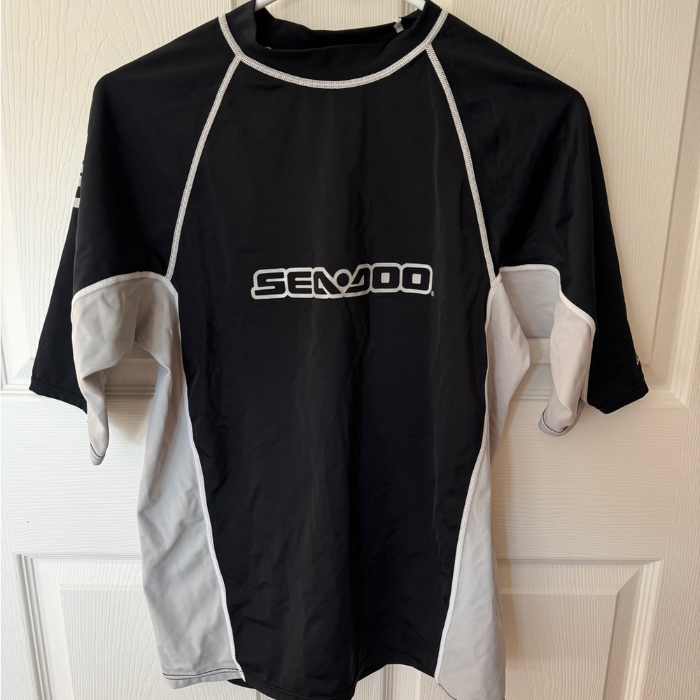 BRP SEA DOO Rash Guard Boys XXL EUC